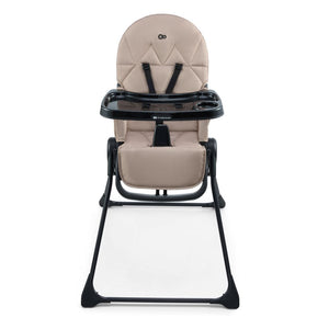 Vista frontal silla de comer bebé Kinderkraft BINCI beige con bandeja con portavasos y arnés de seguridad de 5 puntos