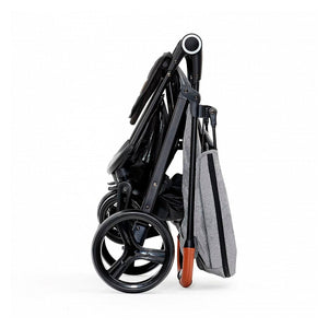 Coche de paseo Kinderkraft GRANDE PLUS gris plegado con sistema Click & Fold una sola mano, compacto y estable, ruedas antipinchazos con suspensión