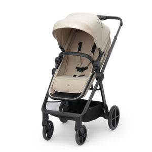 Travel system Kinderkraft NEWLY en modo silla junto a silla de auto nido MINK PRO i-Size, set completo para recién nacido color beige