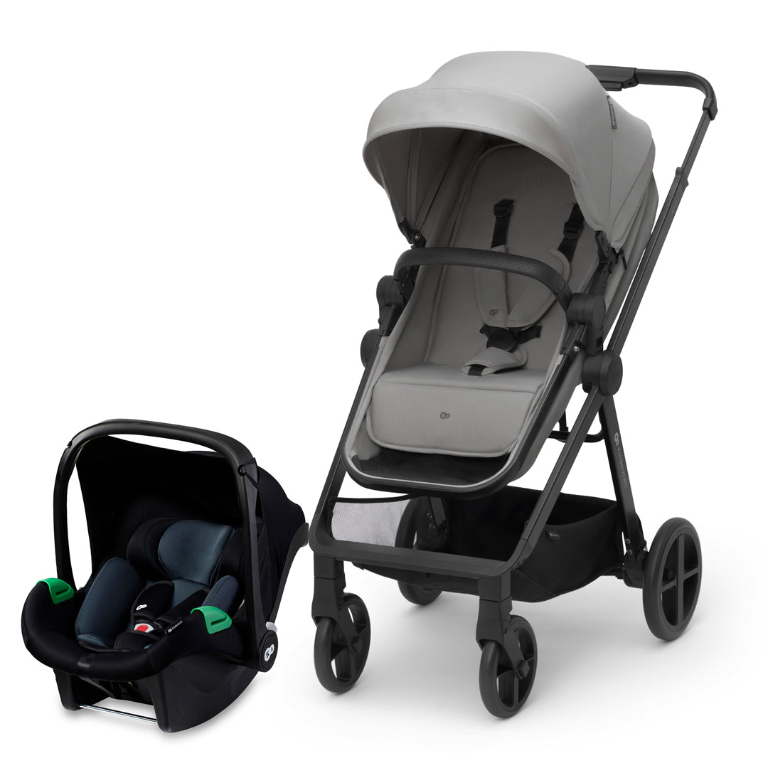 Travel system Kinderkraft NEWLY en modo silla junto a silla de auto nido MINK PRO i-Size, set completo para recién nacido color gris